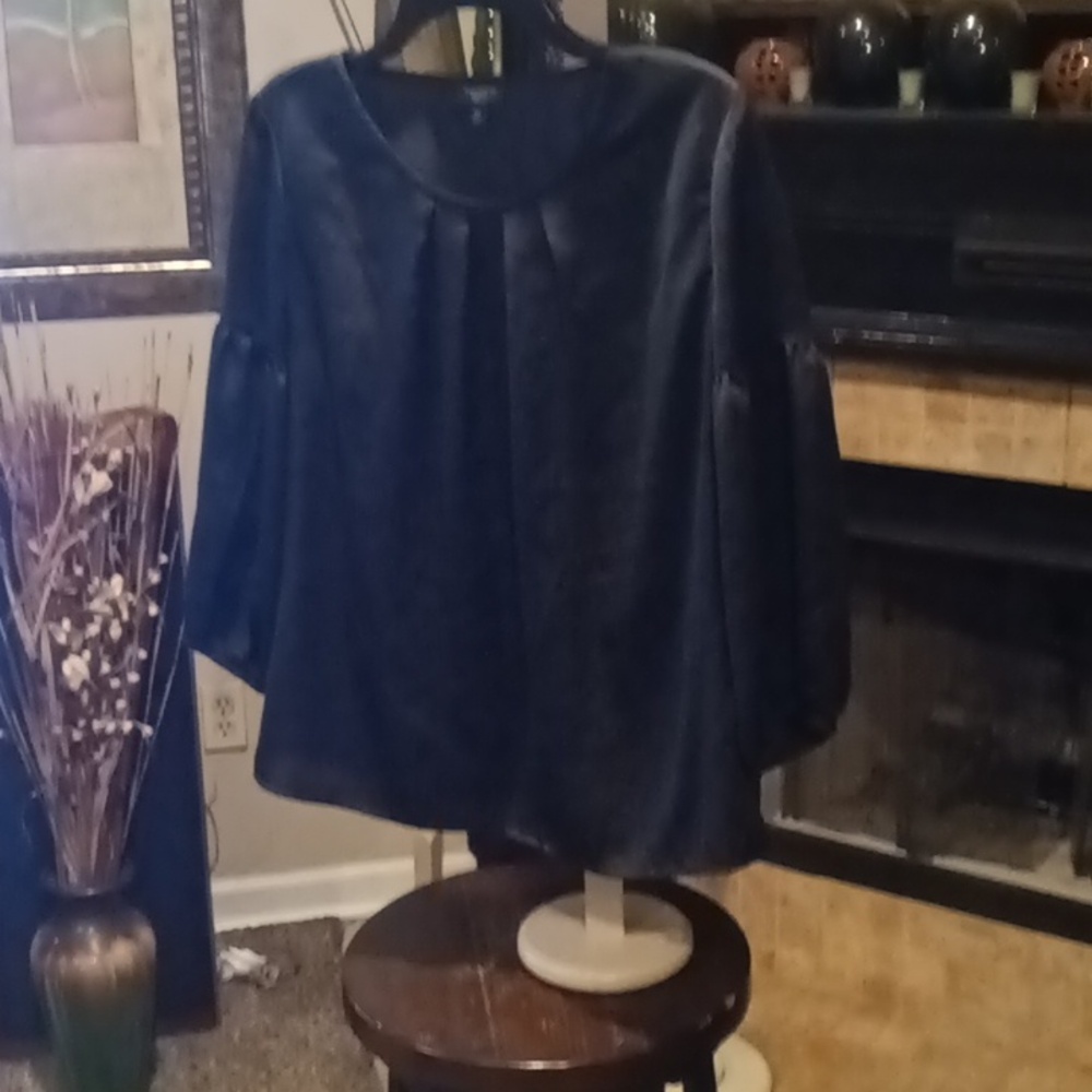 Talbots Black Pleated Front Rounded Neckline Blou… - image 4